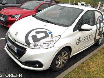 2018-peugeot-208-1426219-45671960