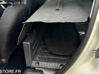 2018-peugeot-208-1426219-45671979