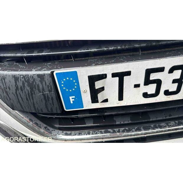 2018 بيجو 208-45671980