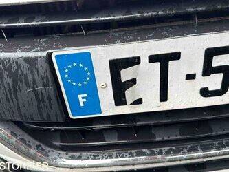 2018-peugeot-208-1426219-45671980