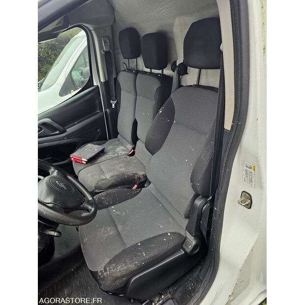 2017 Citroen BERLINGO-45672116