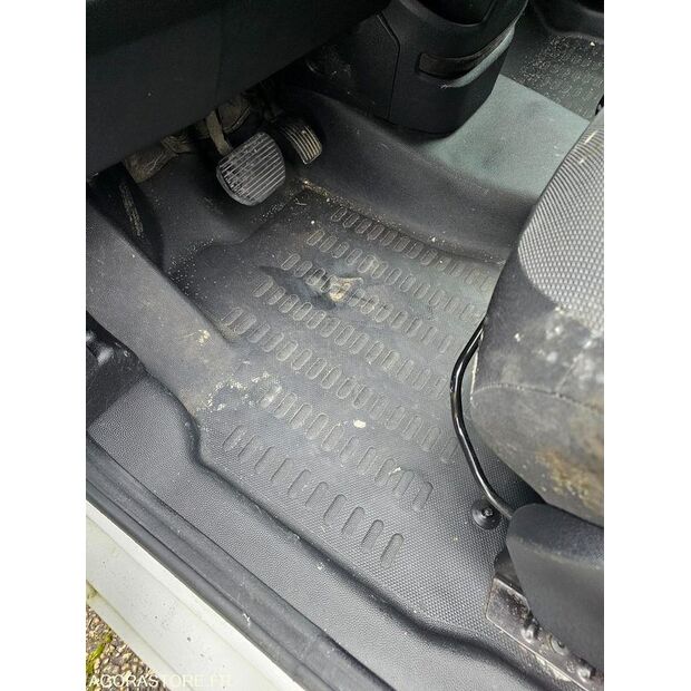 2017 Citroen BERLINGO-45672122