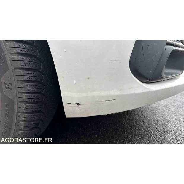 2020 Peugeot 308-45672160