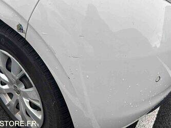 2018-peugeot-208-1426239-45672182