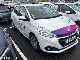 2018-peugeot-208-1426239-45672185