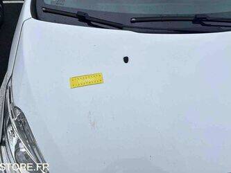 2018-peugeot-208-1426239-45672193