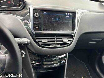 2020-peugeot-208-1426242-45672220