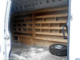 2018-iveco-35s14n-45672231