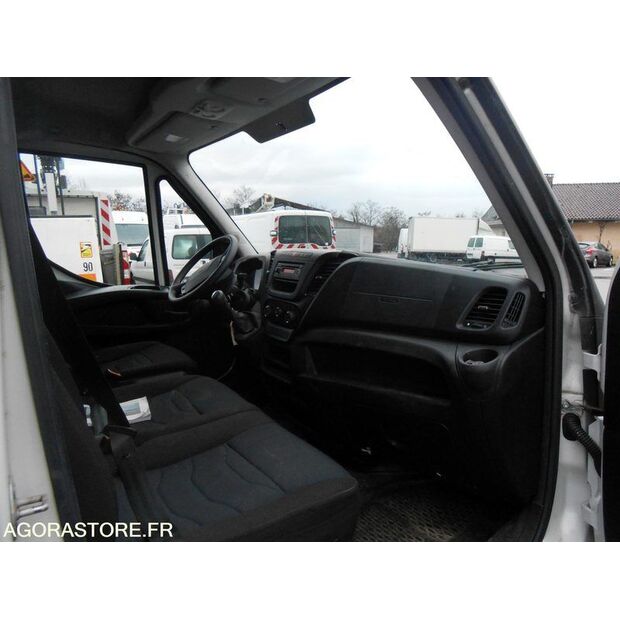 2018 Iveco 35S14N-45672232