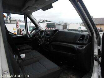 2018-iveco-35s14n-45672232