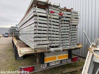 صورة ل شاحنات مسطحة 2004 كودر