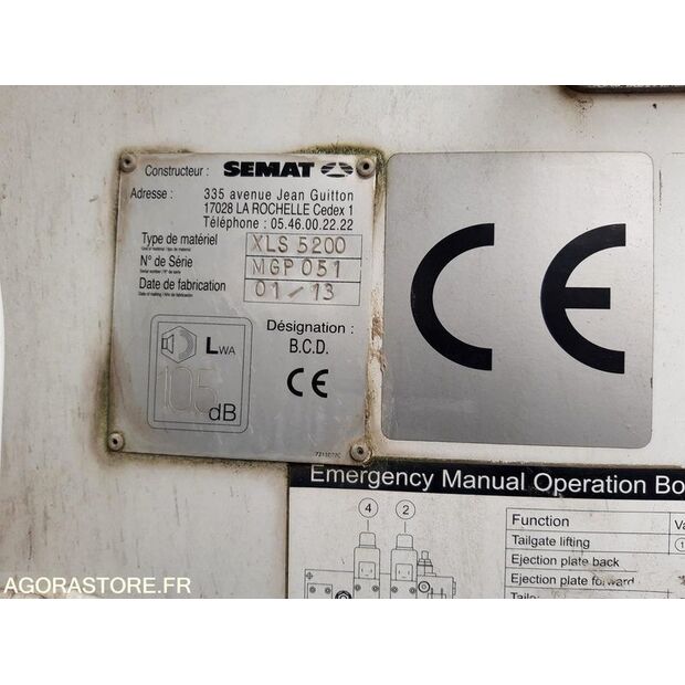 2013 Mercedes-Benz 2533-45672241