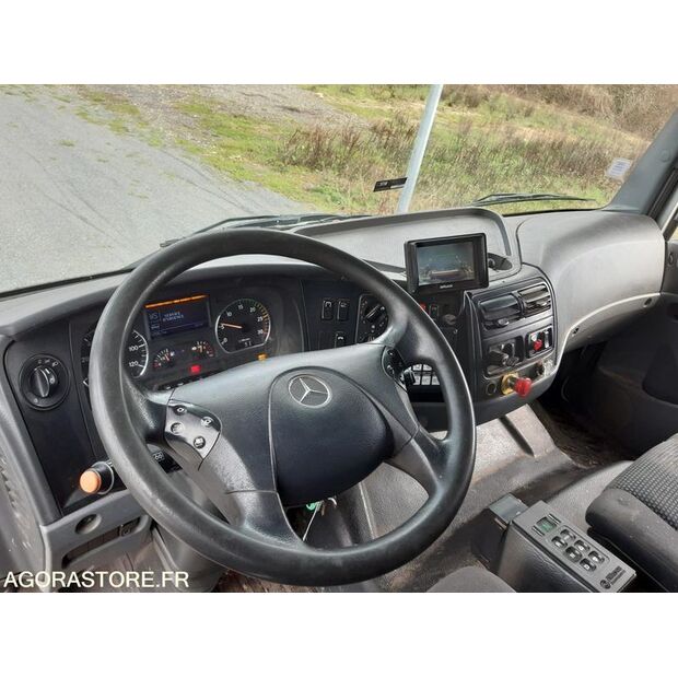 2013 Mercedes-Benz 2533-45672247