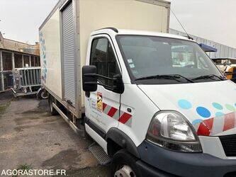 2008-renault-mascott-1426248-45672282