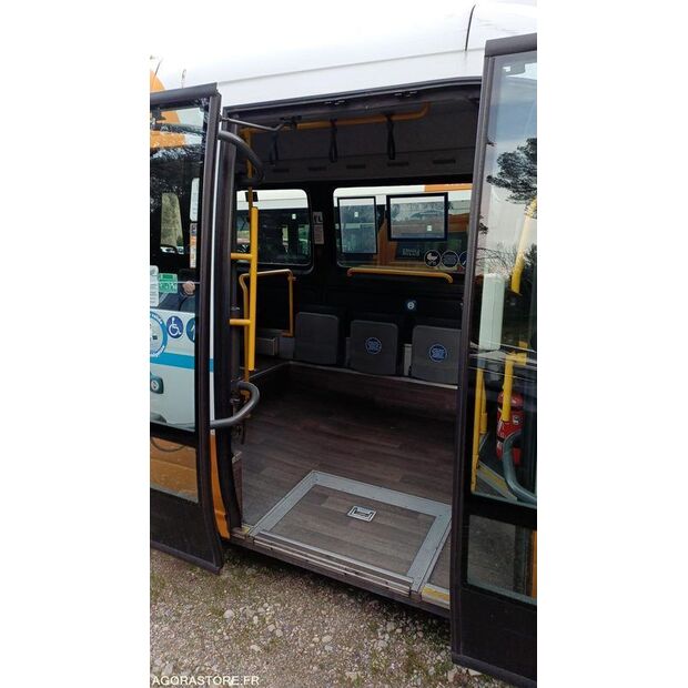 2020 Mercedes-Benz SPRINTER-45672306