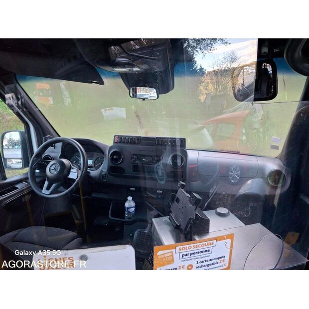 2020 Mercedes-Benz SPRINTER-45672312