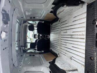 2012-renault-kangoo-1426251-45672318