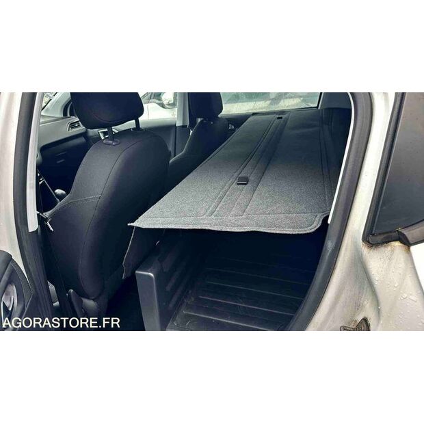 2017 Peugeot 208-45672335