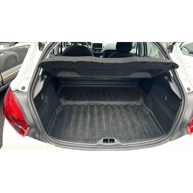 2017 Peugeot 208-45672337