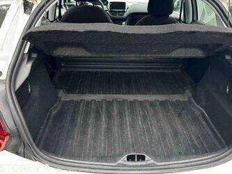 2017-peugeot-208-1426253-45672337