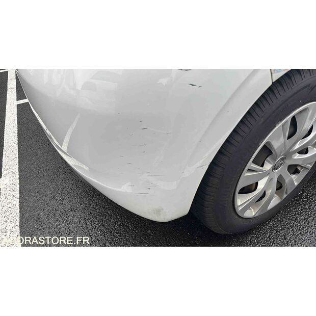 2017 Peugeot 208-45672338