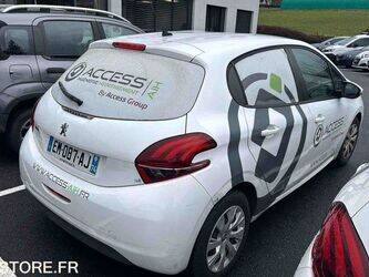 2017-peugeot-208-1426253-45672343