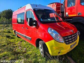 2013-renault-master-1426255-45672366