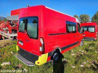 2013-renault-master-1426255-45672367