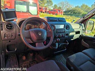 2013-renault-master-1426255-45672369