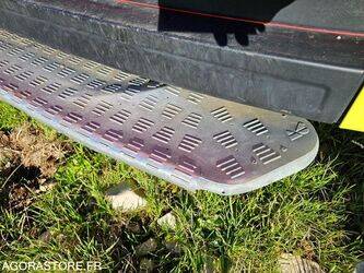 2013-renault-master-1426255-45672397