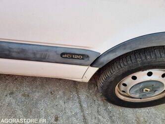 2010-renault-master-1426259-45672434