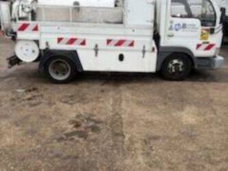 صورة ل شاحنات فراغ 2006 نيسان Cabstar للبيع في الصّين