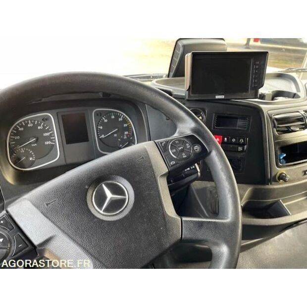 2017 Mercedes-Benz ATEGO-45672458