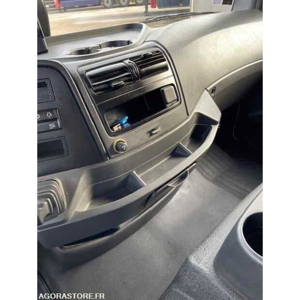 2017 Mercedes-Benz ATEGO-45672459