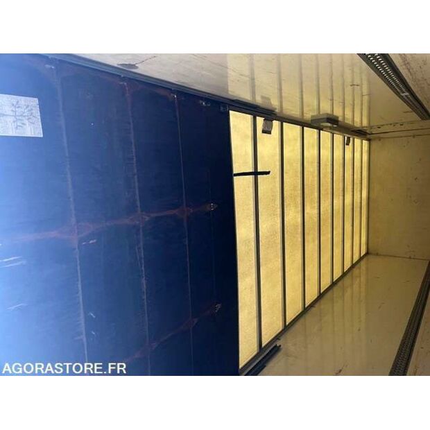 2017 Mercedes-Benz ATEGO-45672471