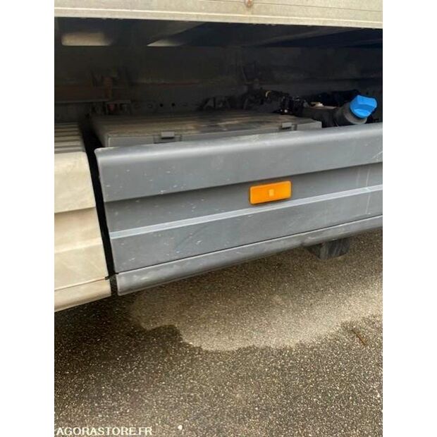 2017 Mercedes-Benz ATEGO-45672477