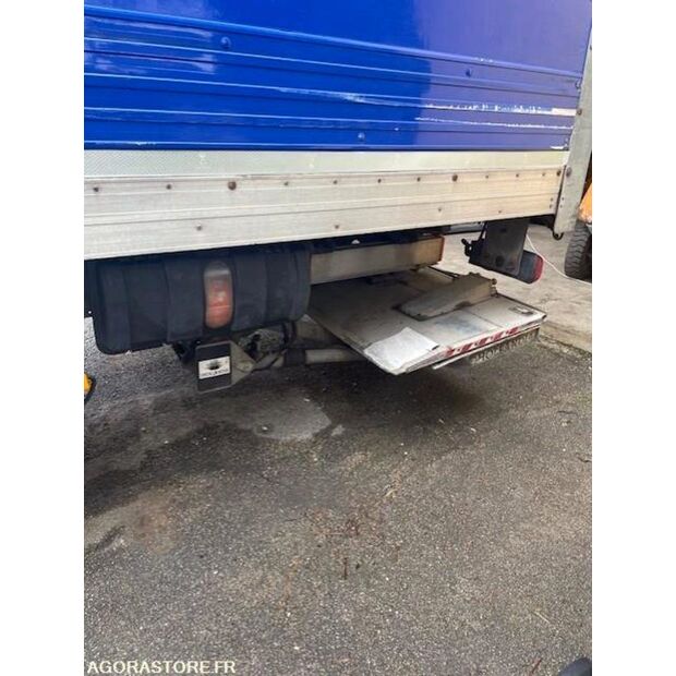 2017 Mercedes-Benz ATEGO-45672479