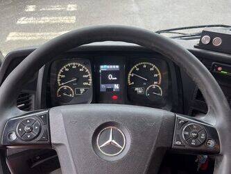 2014-mercedes-benz-actros-1426264-45672509