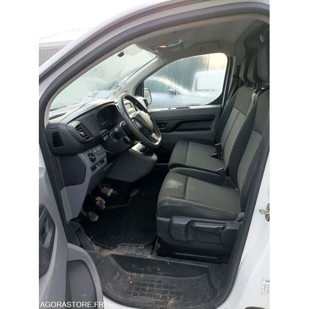 2017 Peugeot Expert-45672515