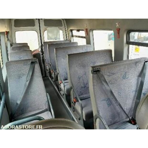 2002 رينو Master-45672637