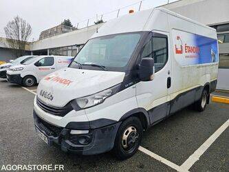 Image de Fourgonnettes 2018 Iveco 35C18