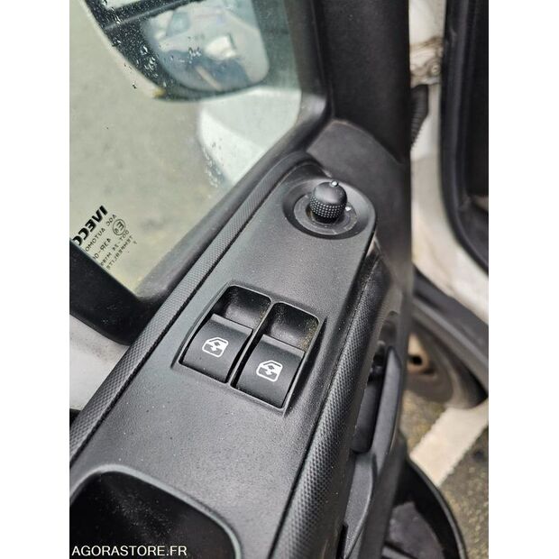 2018 Iveco 35C18-45672680