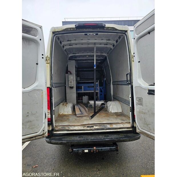 2018 Iveco 35C18-45672681