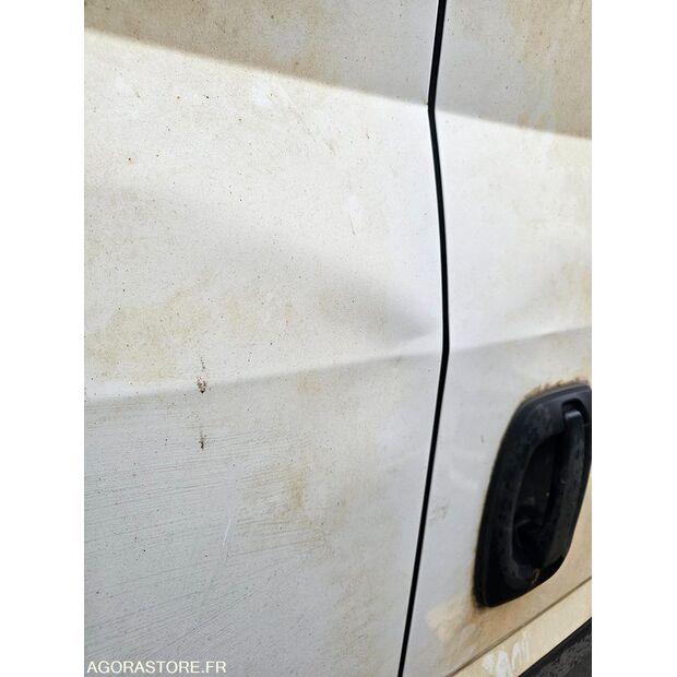 2018 Iveco 35C18-45672695