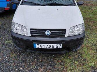 صورة ل سيارات 2007 فيات Punto