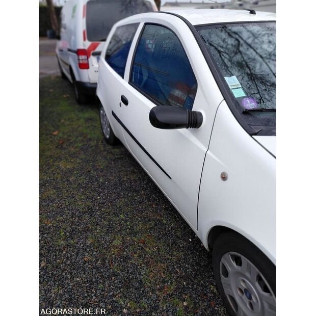 2007 Fiat Punto-45672703