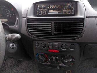 2007-fiat-punto-45672706