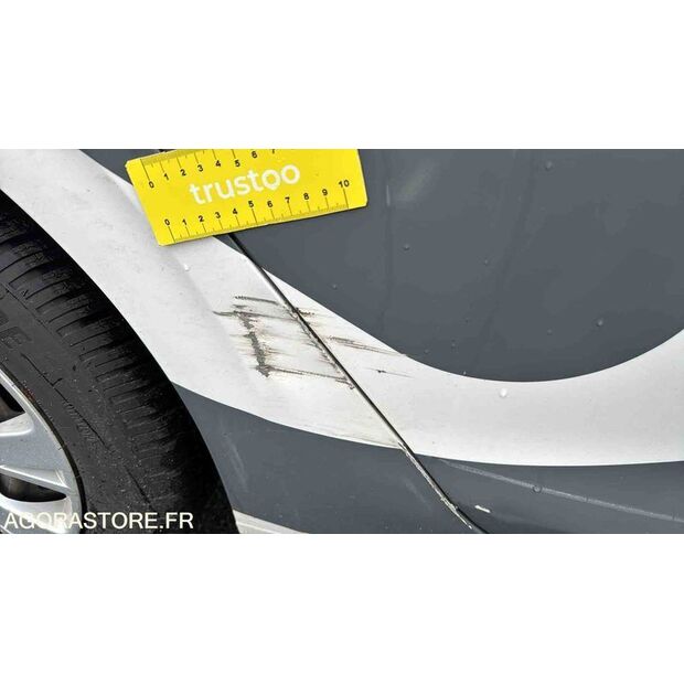 2019 Peugeot 208-45672736