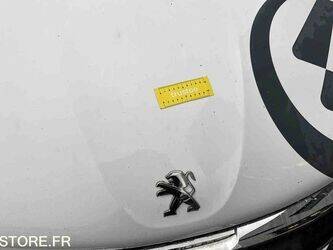 2019-peugeot-208-1426277-45672740