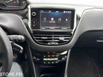 2019-peugeot-208-1426277-45672746